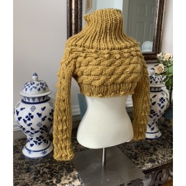 Crop Hand-knitted Sweater